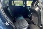 Volvo V60 D3 MOMENTUM 33