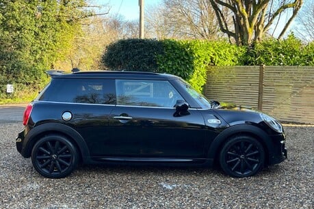 Mini Hatch COOPER S 18