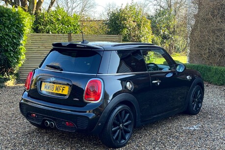 Mini Hatch COOPER S 20