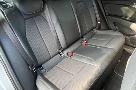 Audi Q4 SPORTBACK S LINE 26