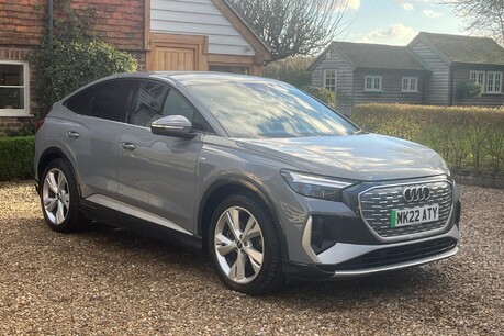 Audi Q4 SPORTBACK S LINE 7