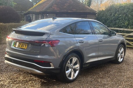 Audi Q4 SPORTBACK S LINE 17