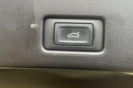 Audi Q4 SPORTBACK S LINE 31