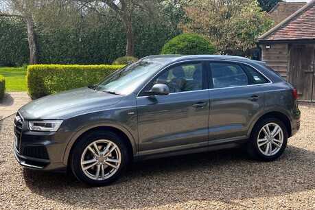 Audi Q3 TFSI S LINE EDITION 11