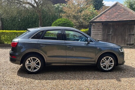 Audi Q3 TFSI S LINE EDITION 17