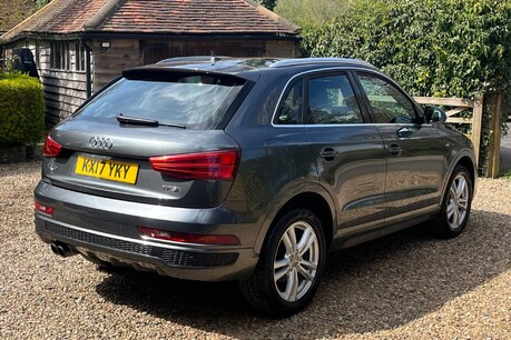 Audi Q3 TFSI S LINE EDITION 20