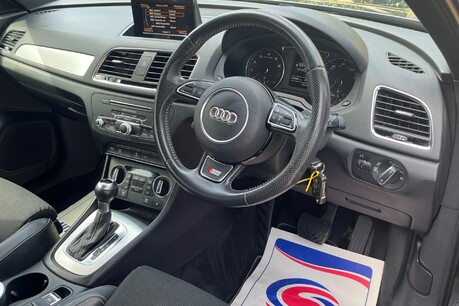 Audi Q3 TFSI S LINE EDITION 50