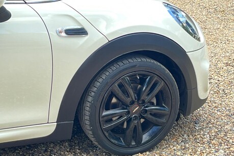 Mini Hatch COOPER SPORT 31