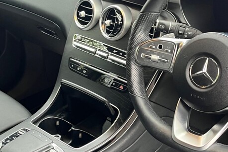Mercedes-Benz GLC GLC 300 D 4MATIC AMG LINE PREMIUM 18