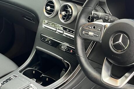 Mercedes-Benz GLC GLC 300 D 4MATIC AMG LINE PREMIUM 18