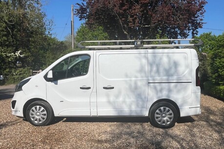 Vauxhall Vivaro L1H1 2700 SPORTIVE CDTI BITURBO S/S 9
