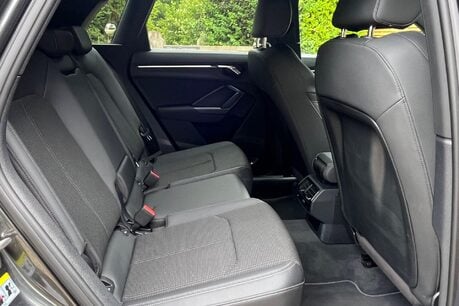 Audi Q3 TDI QUATTRO S LINE 28