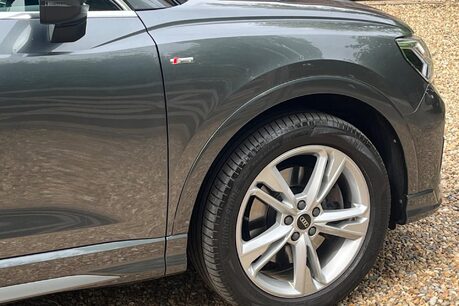 Audi Q3 TDI QUATTRO S LINE 37