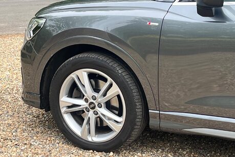 Audi Q3 TDI QUATTRO S LINE 38
