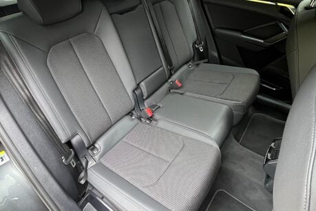 Audi Q3 TDI QUATTRO S LINE 27