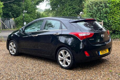 Hyundai i30 PREMIUM 9