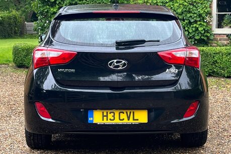Hyundai i30 PREMIUM 12