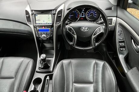 Hyundai i30 PREMIUM 19
