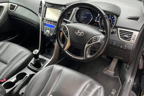 Hyundai i30 PREMIUM 22