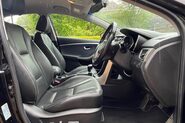 Hyundai i30 PREMIUM 24