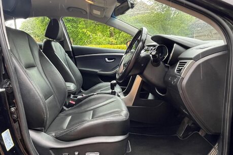 Hyundai i30 PREMIUM 24