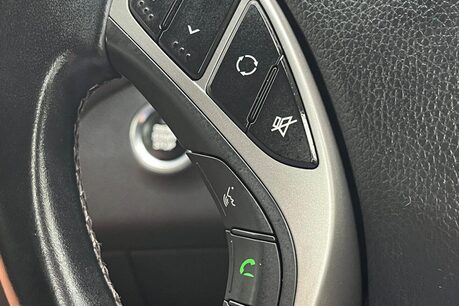 Hyundai i30 PREMIUM 29