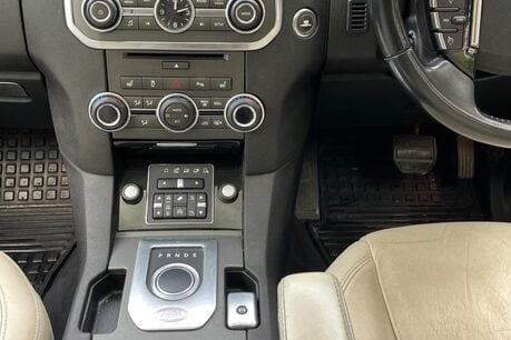 Land Rover Discovery SDV6 HSE 20