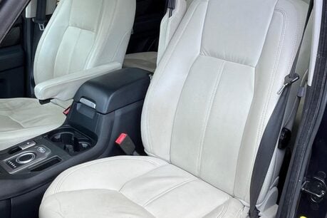 Land Rover Discovery SDV6 HSE 33