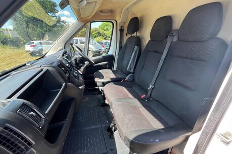Peugeot Boxer BLUEHDI 335 L2H2 PROFESSIONAL P/V 15