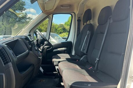 Peugeot Boxer BLUEHDI 335 L2H2 PROFESSIONAL P/V 16