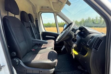 Peugeot Boxer BLUEHDI 335 L2H2 PROFESSIONAL P/V 11