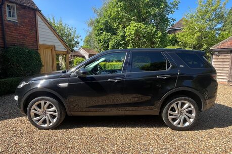 Land Rover Discovery Sport TD4 HSE LUXURY 11