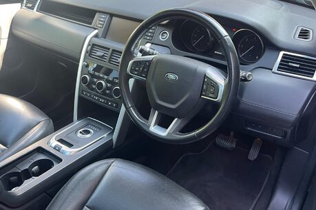 Land Rover Discovery Sport TD4 HSE LUXURY 23