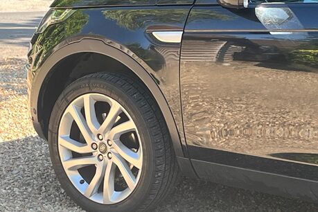 Land Rover Discovery Sport TD4 HSE LUXURY 36