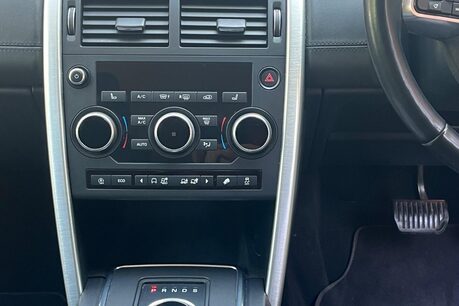Land Rover Discovery Sport TD4 HSE LUXURY 37