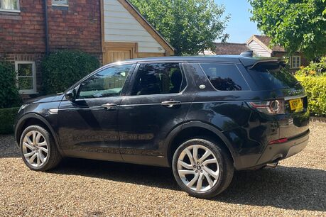 Land Rover Discovery Sport TD4 HSE LUXURY 63