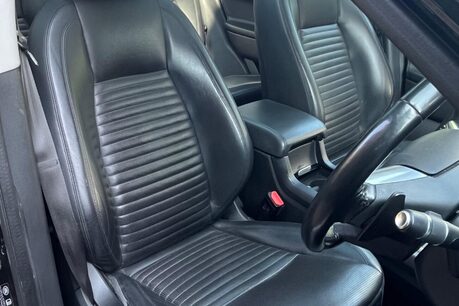 Land Rover Discovery Sport TD4 HSE LUXURY 24