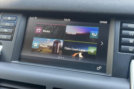 Land Rover Discovery Sport TD4 HSE LUXURY 40
