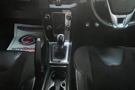 Volvo V40 D2 R-DESIGN NAV 54