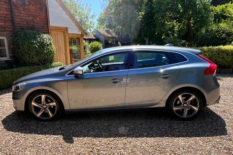 Volvo V40 D2 R-DESIGN NAV 14