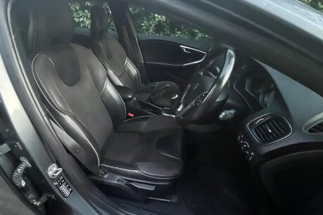 Volvo V40 D2 R-DESIGN NAV 30
