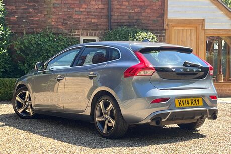 Volvo V40 D2 R-DESIGN NAV 12