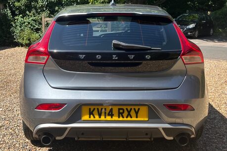 Volvo V40 D2 R-DESIGN NAV 18