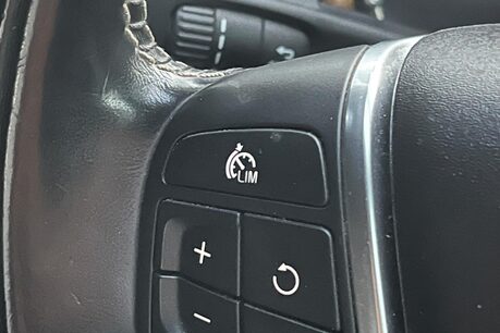Volvo V40 D2 R-DESIGN NAV 34
