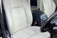 Land Rover Discovery SDV6 HSE LUXURY 19