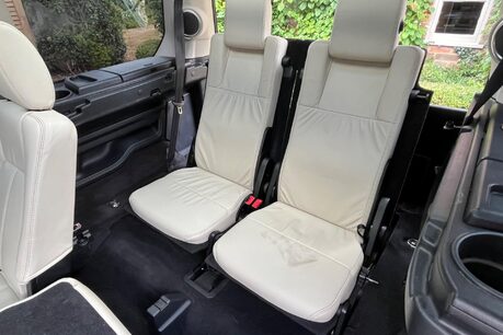 Land Rover Discovery SDV6 HSE LUXURY 23