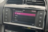 Jaguar F-Pace R-SPORT AWD 56
