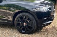Jaguar F-Pace R-SPORT AWD 46
