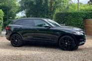 Jaguar F-Pace R-SPORT AWD 15
