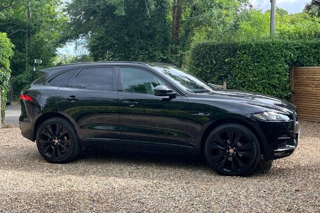 Jaguar F-Pace R-SPORT AWD 15